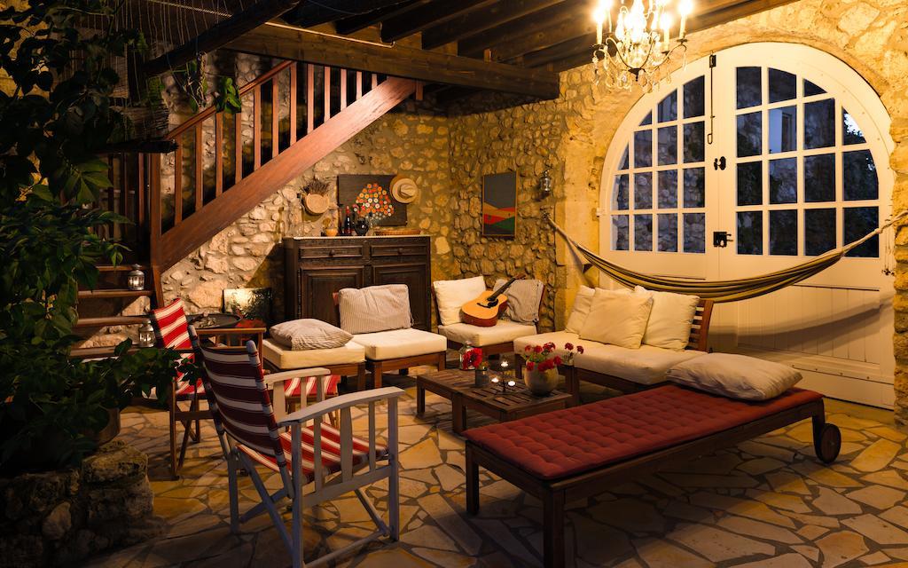 Gites De La Croix Du Gres (Adults Only) Valaurie Exterior photo